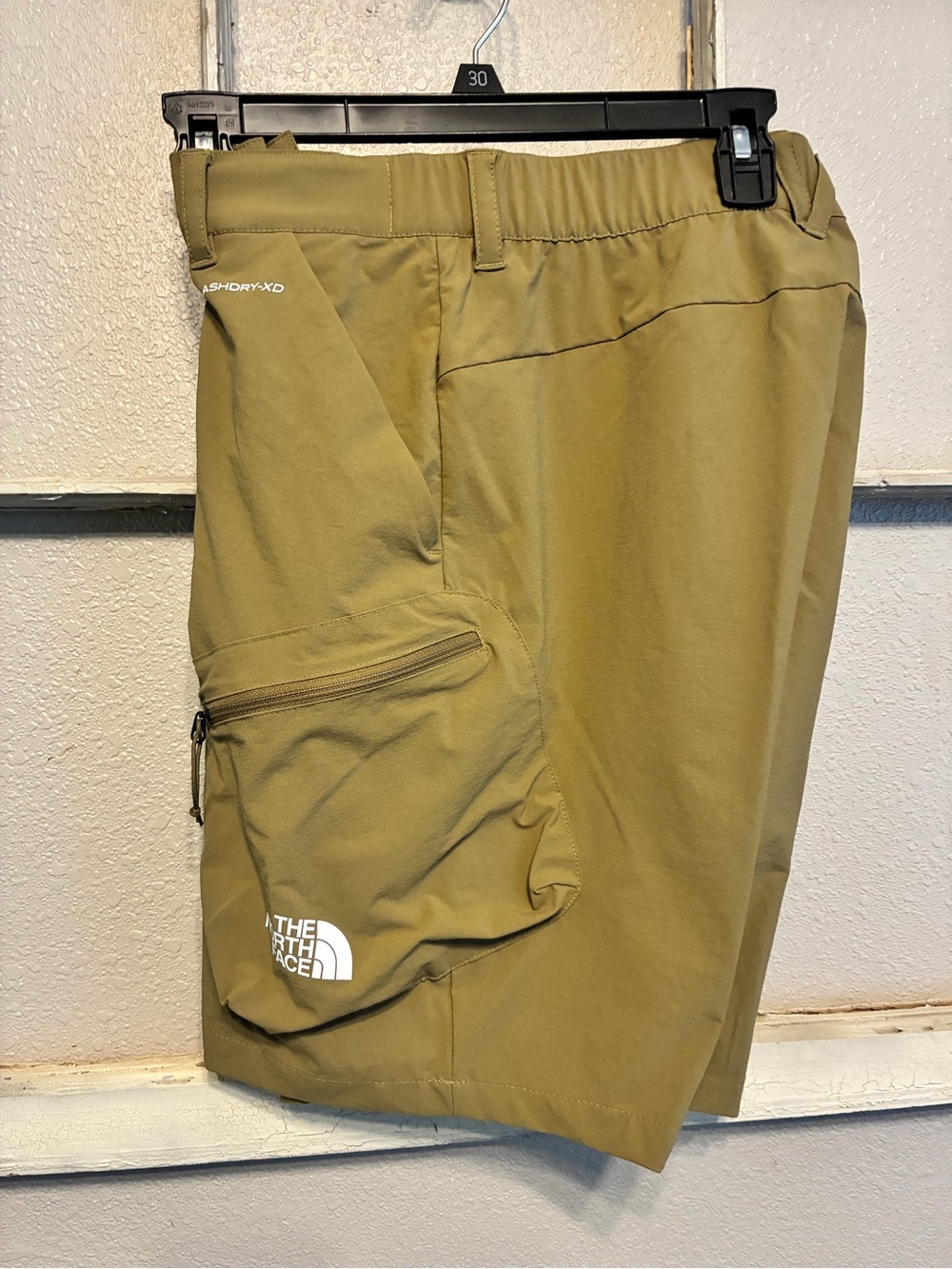 The North Face Men's Olive Cargo Pocket Shorts